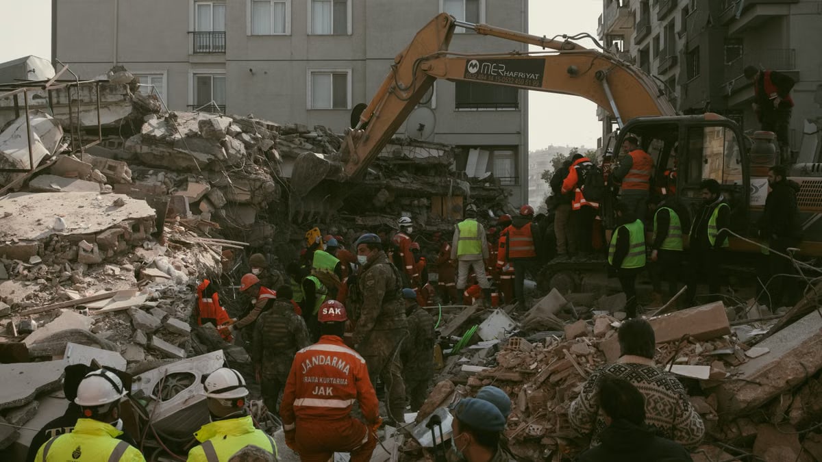 Rescuers work tirelessly amidst rubble in Antakya, Hatay, Türkiye, after an earthquake.